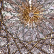 تصویر استفاده از آینه کاری در دکوراسیون داخلی